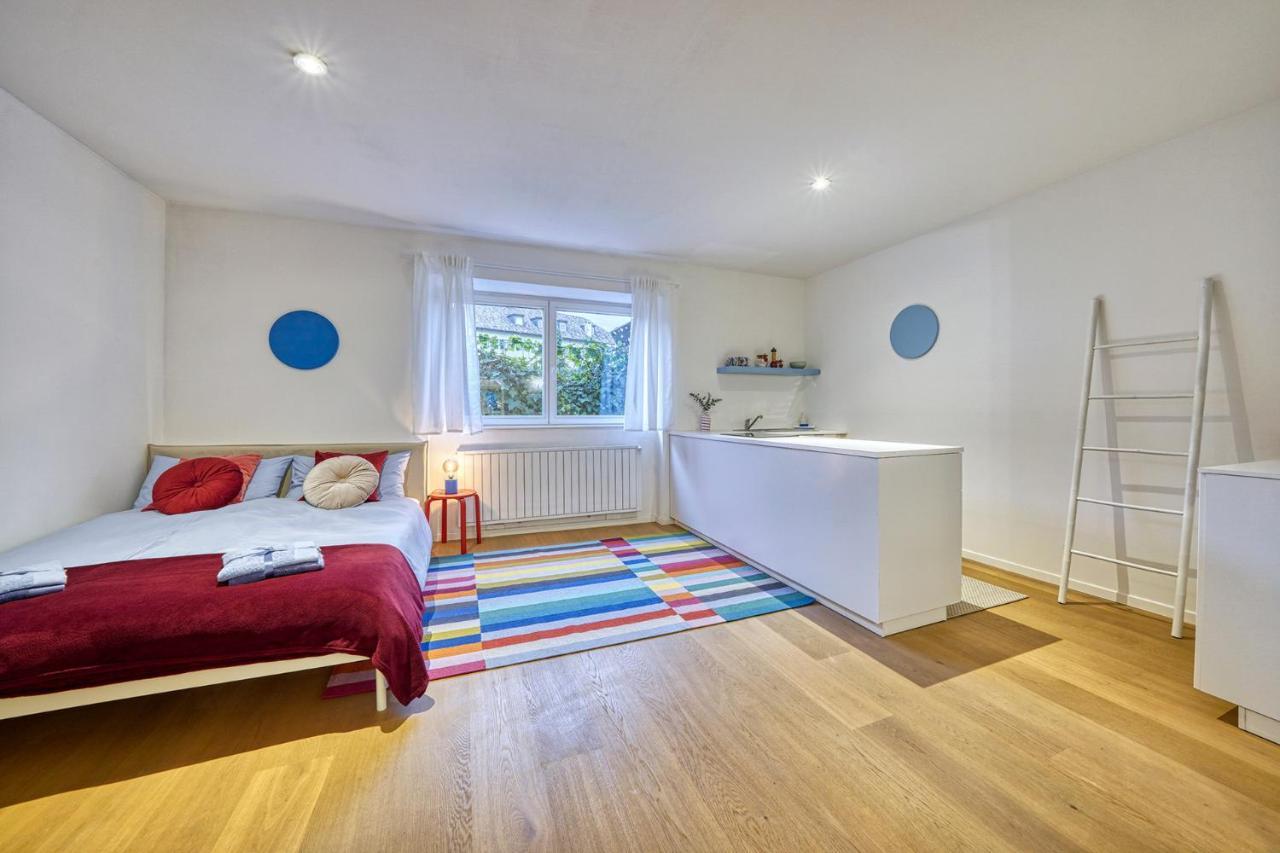Centrally Located Apartment With Parking Space Caldaro Exterior foto